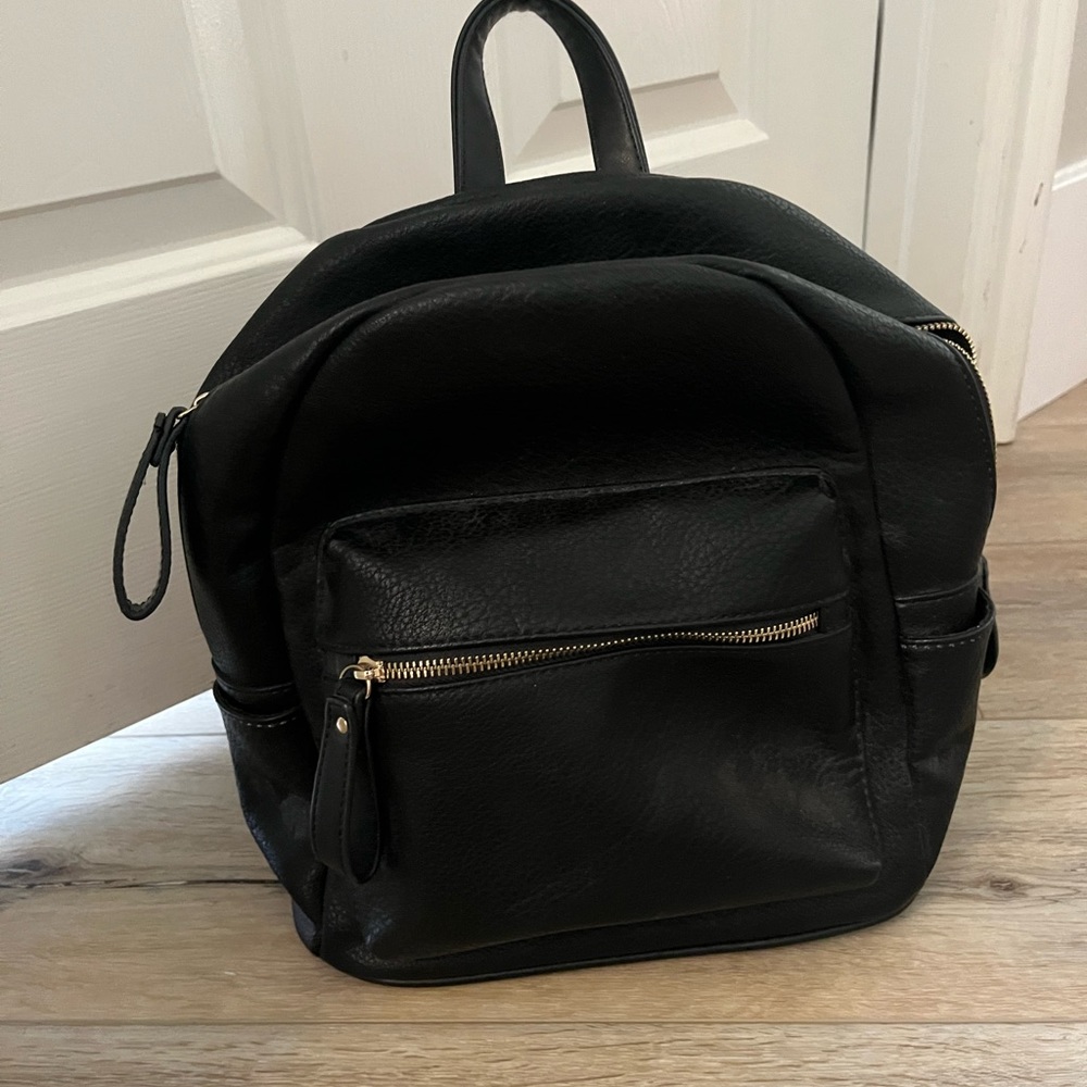 Small Leather Backpack - Picture 3 of 5
